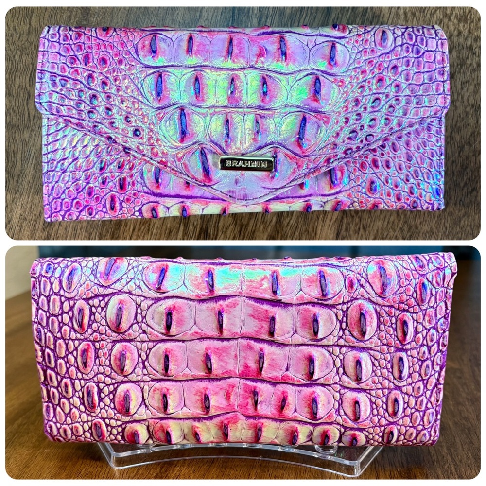 **SOLD**Brahmin EUC Veronica - Purple Iris - Holographic Purple/Pink - Leather - Picture 2 of 14